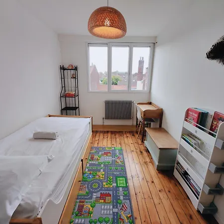 Hébergement de vacances Charming House 4 Bedrooms And Garden Marcq-en-Barœul